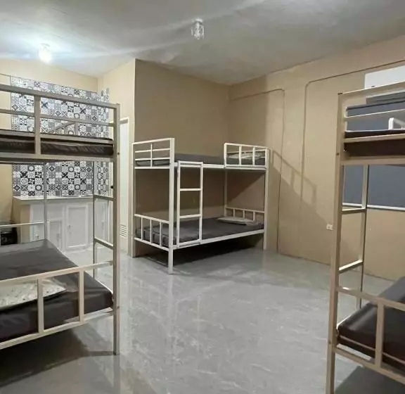 Xyc Hostel