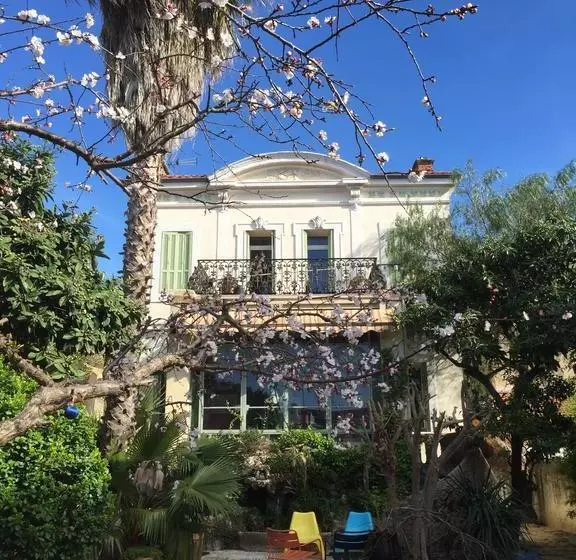 ベッドアンドブレックファースト Bastide Fauvette & Spa