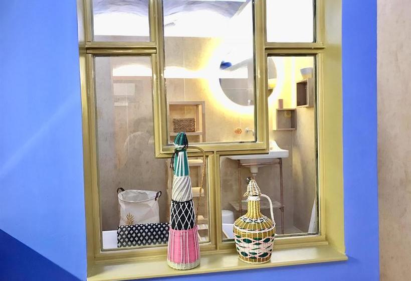 تختخواب و صبحانه Bastide Fauvette & Spa