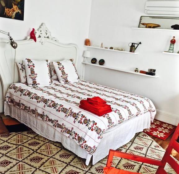 تختخواب و صبحانه Bastide Fauvette & Spa