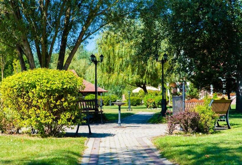 Erdőspuszta Club Hotel Fenyves