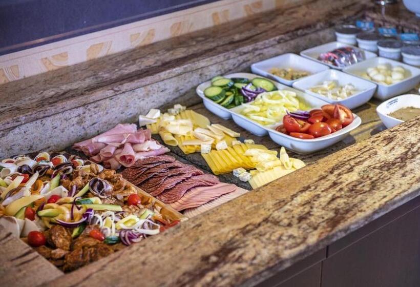 Erdőspuszta Club Hotel Fenyves