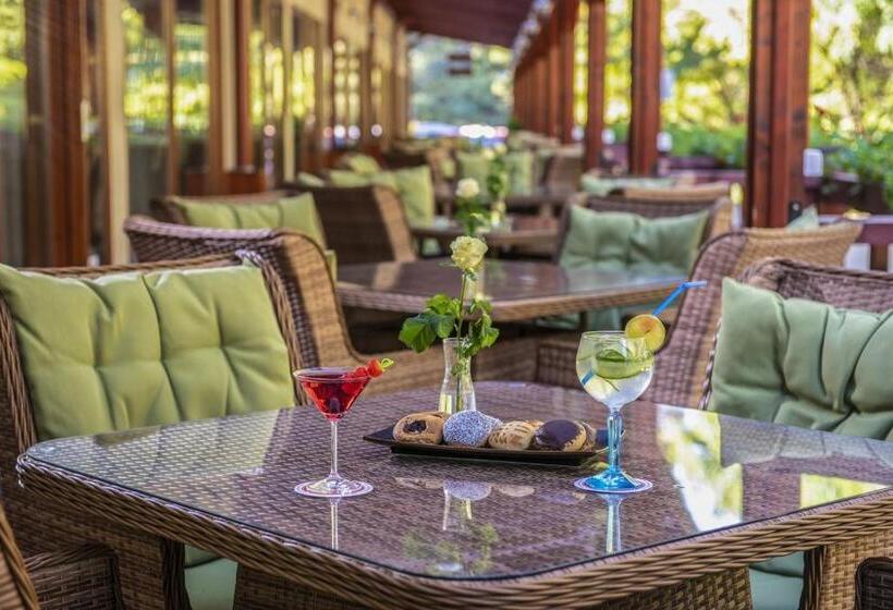 Erdőspuszta Club Hotel Fenyves