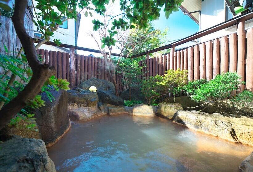 בית מלון כפרי Aihoukan