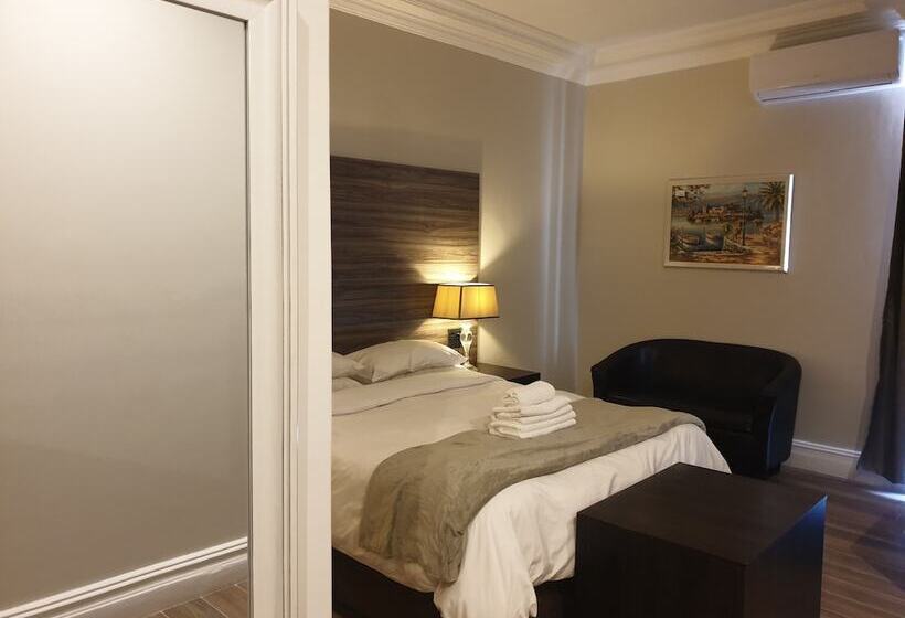 Hotel Andaluz Boutique