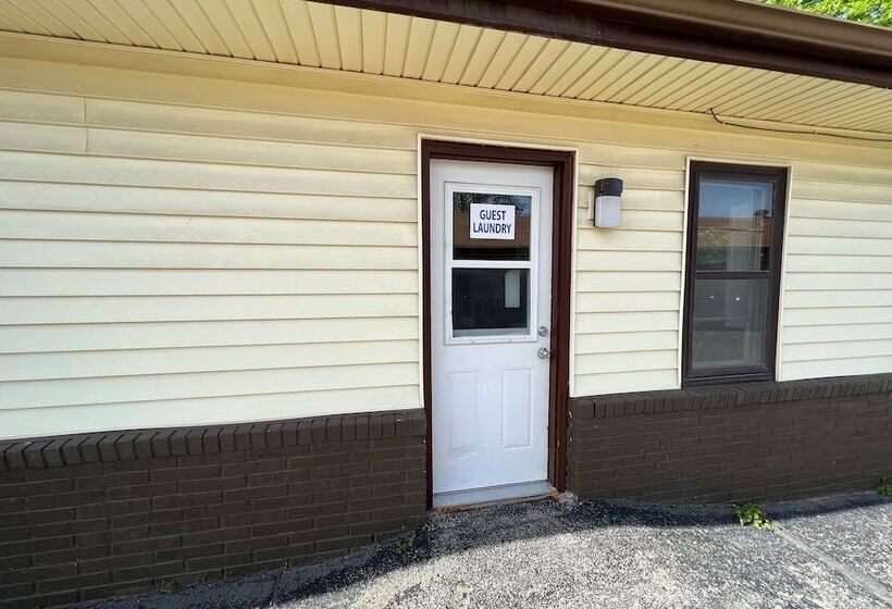 Szálloda Budget Host Inn