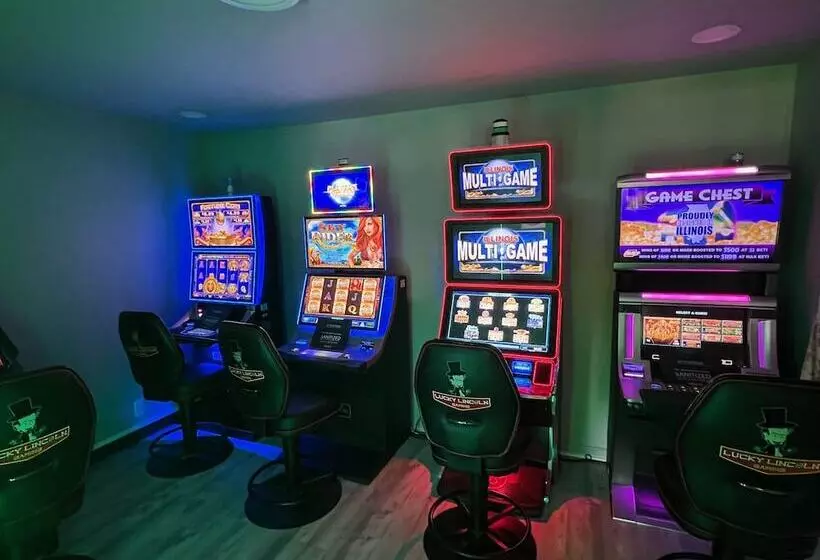 Hotelli Budget Host Inn