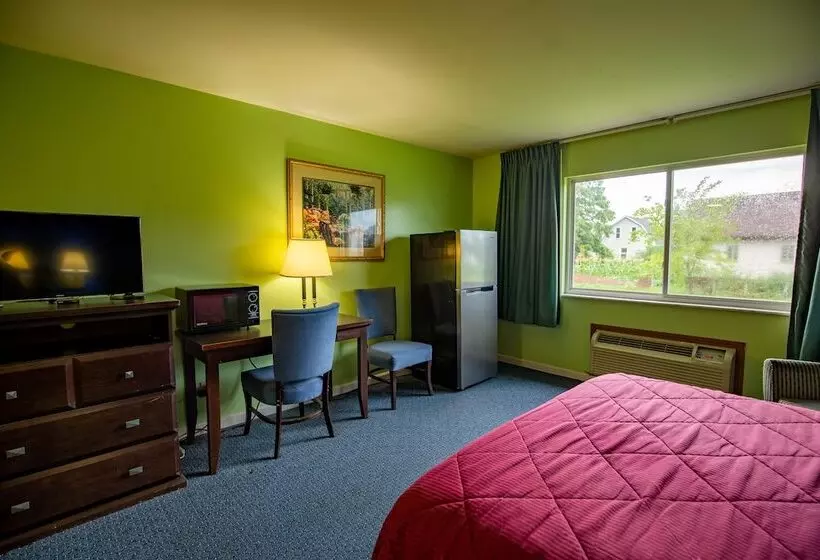 Hotelli Budget Host Inn