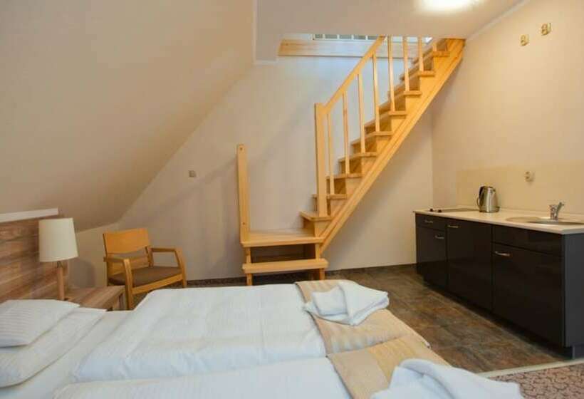 בית מלון כפרי Cesarskie Ogrody