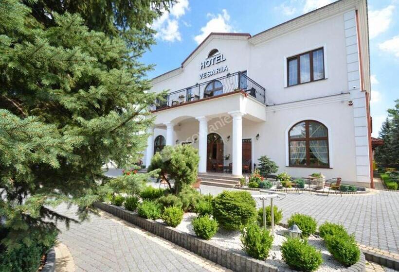 هتل Dworek Vesaria