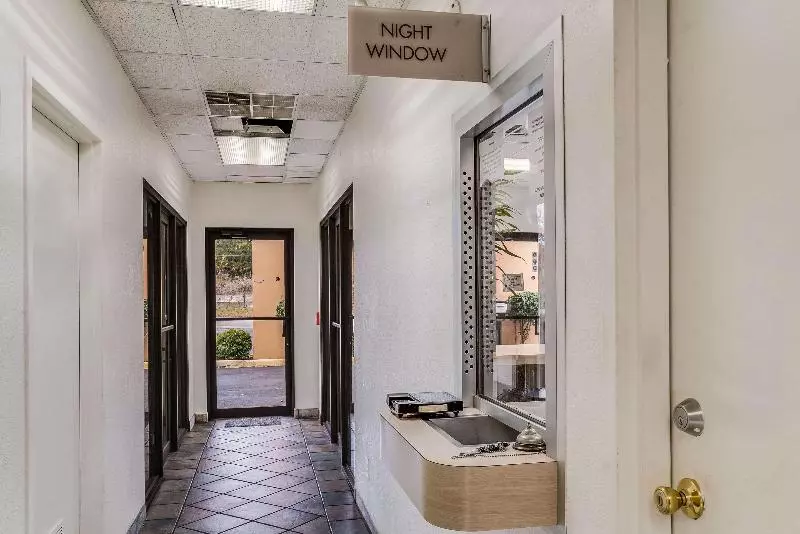 Hotelli Budget Inn