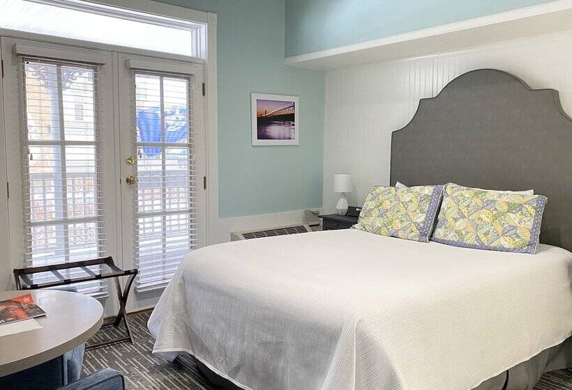 Отель Harbor House Inn