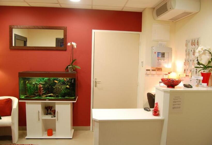 酒店 L Escale Perigueux Notre Dame