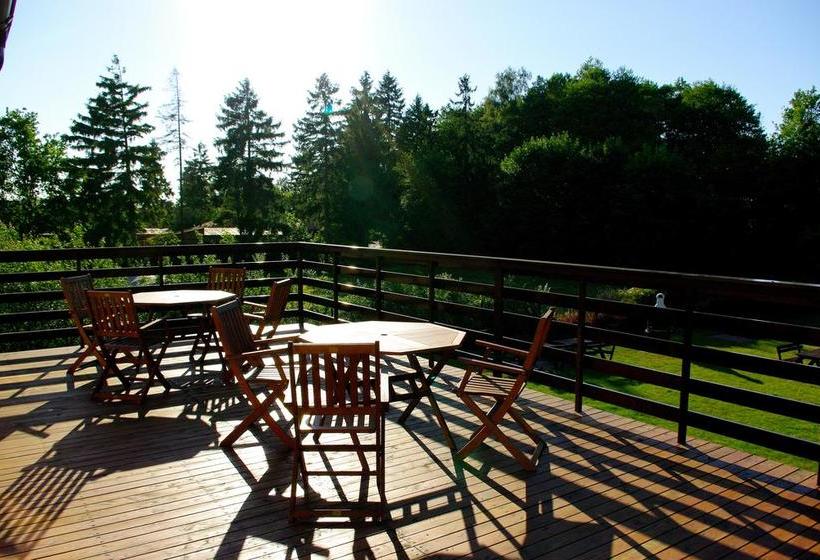 ホテル Lago Apartamenty I Pokoje