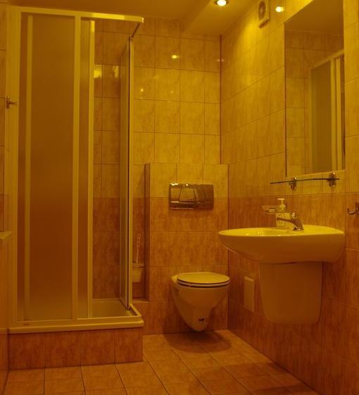 ホテル Lago Apartamenty I Pokoje