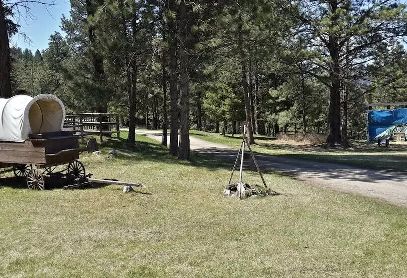 هتل Lonesome Dove Ranch