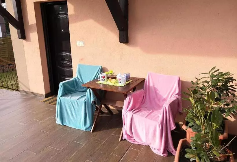 ホテル Nyirfa Apartmanház