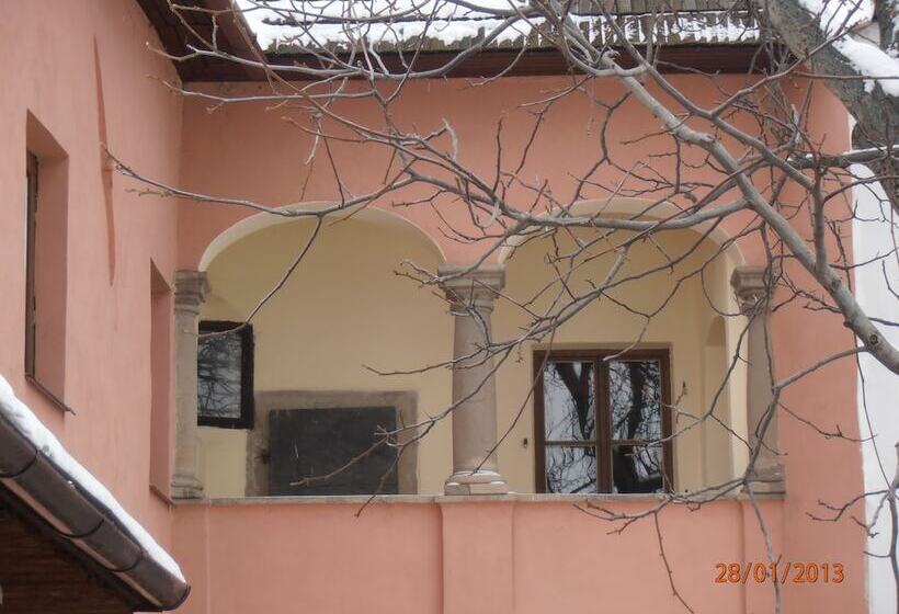 هتل Pension   Restaurant Sabato