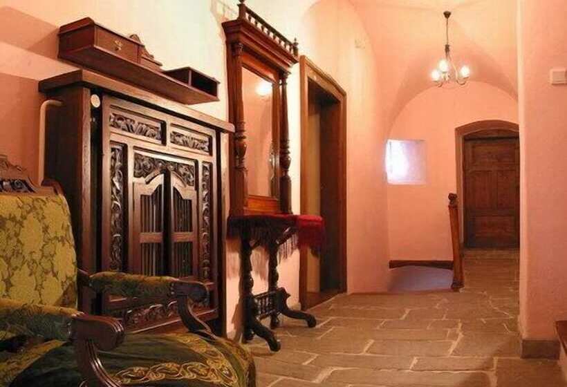 هتل Pension   Restaurant Sabato