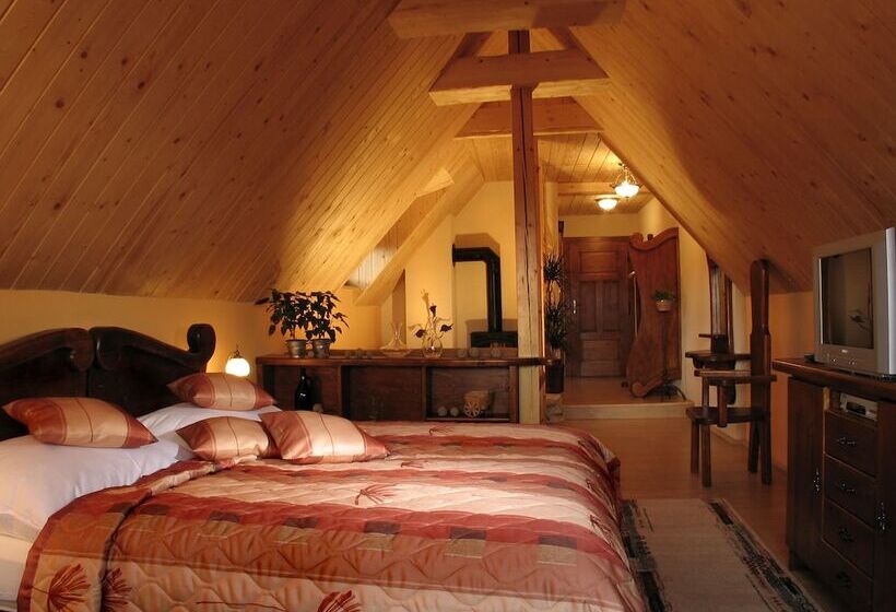 هتل Pension   Restaurant Sabato