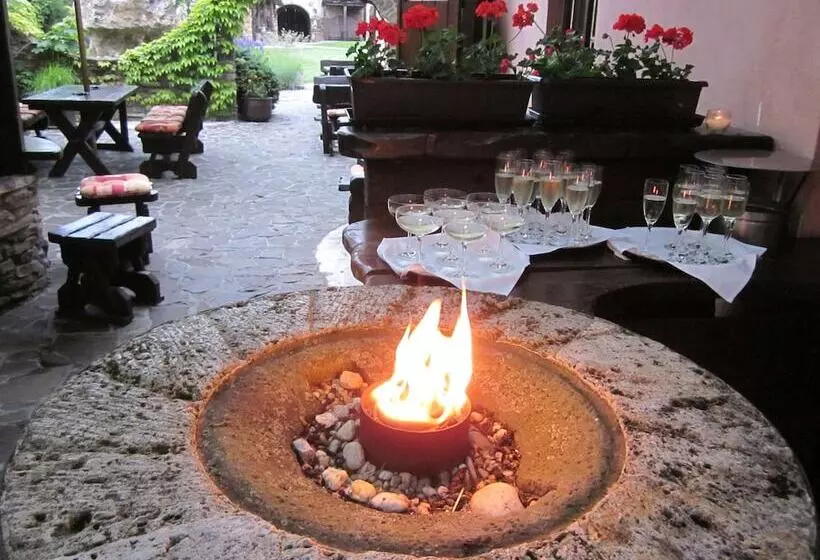 هتل Pension Restaurant Sabato