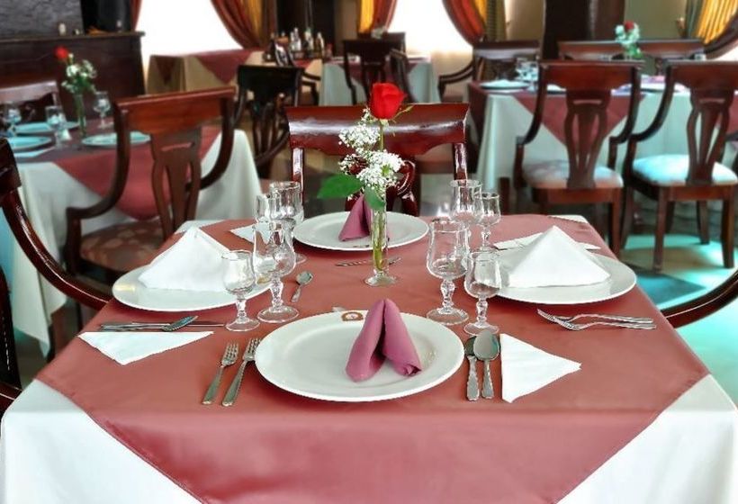 Отель Prado Internacional