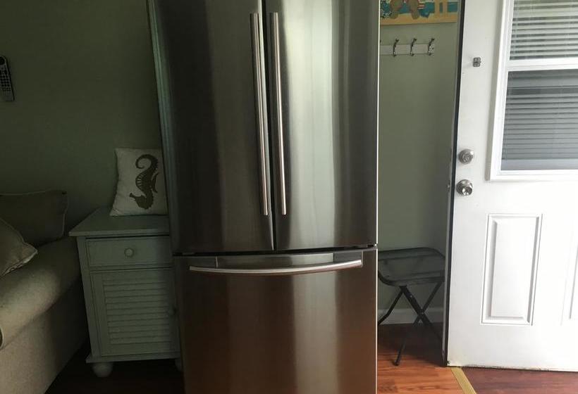 호텔 Smuggler's Cove Resort And Marina