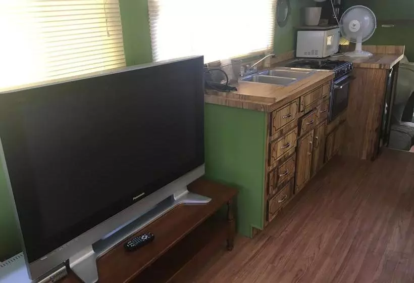 ホテル Smuggler's Cove Resort And Marina