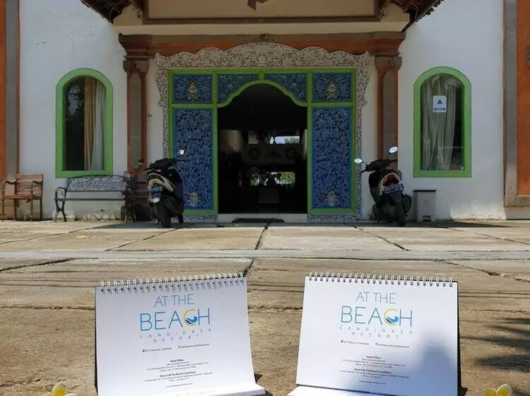 ホテル The Beach Candidasa
