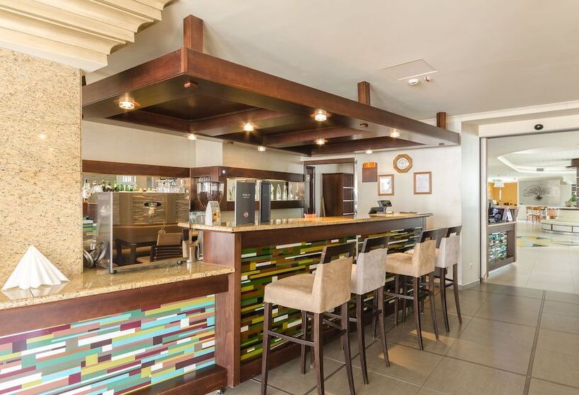 Hunguest Hotel Apollo