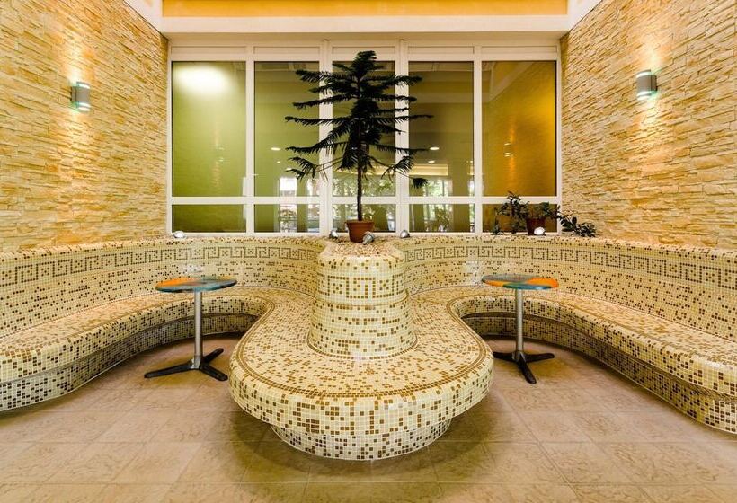 Hunguest Hotel Apollo