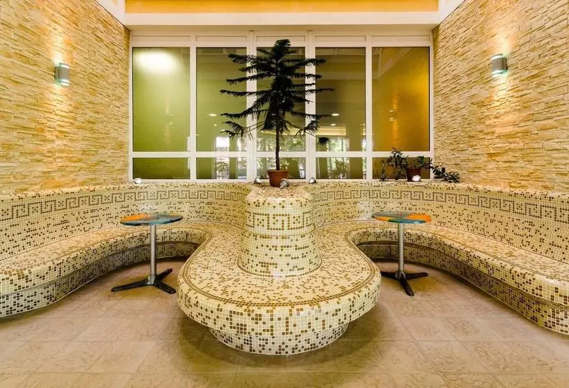 Hunguest Hotel Apollo