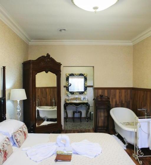 بنسيون Art Lovers Guesthouse