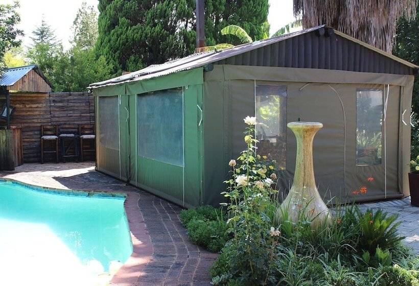 Pensión Ukarimu Guest House