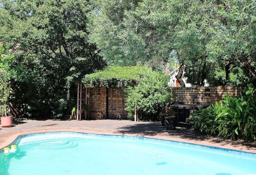 Pensión Ukarimu Guest House