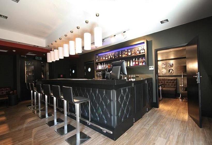 Piano Hotel & Restaurant