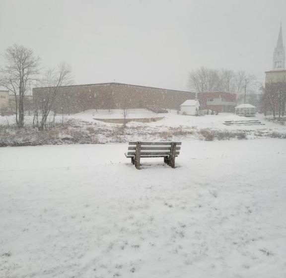 הוסטל L Auberge Du Vieux Pont