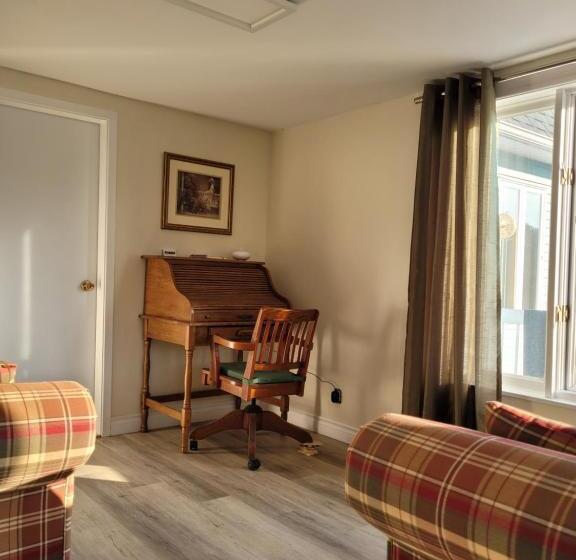 הוסטל L Auberge Du Vieux Pont