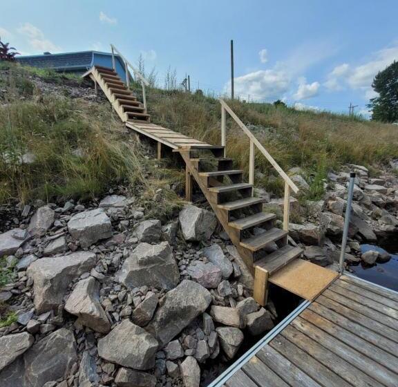 הוסטל L Auberge Du Vieux Pont