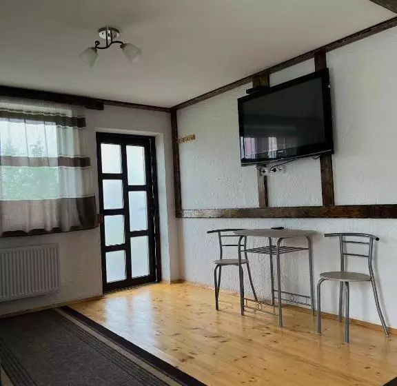 ホテル готельно ресторанний комплекс кичера