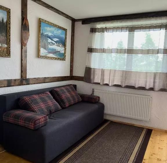 ホテル готельно ресторанний комплекс кичера