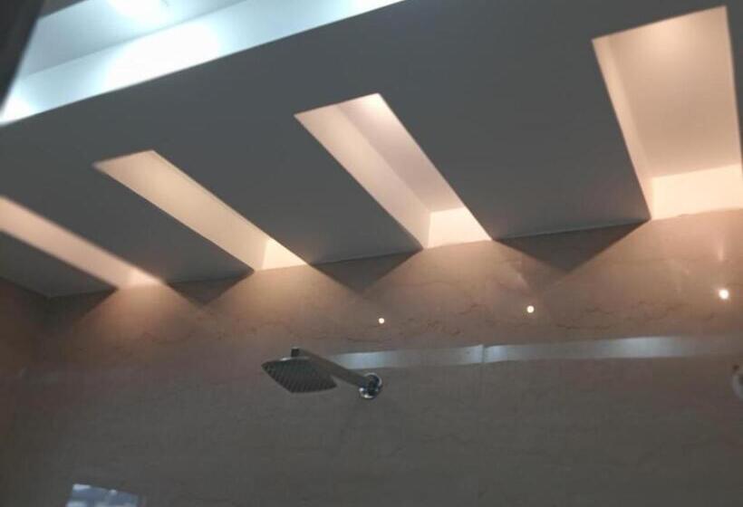 בית מלון כפרי Black Stone