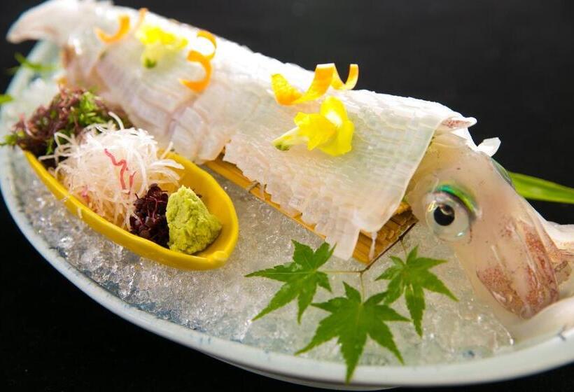 Отель Mercure Saga Karatsu Resort