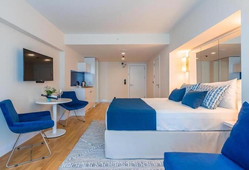 هتل Orbi City Apart