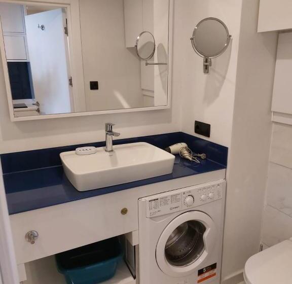 هتل Orbi City Apart