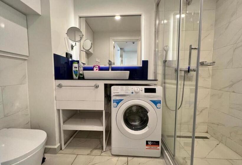 هتل Orbi City Apart