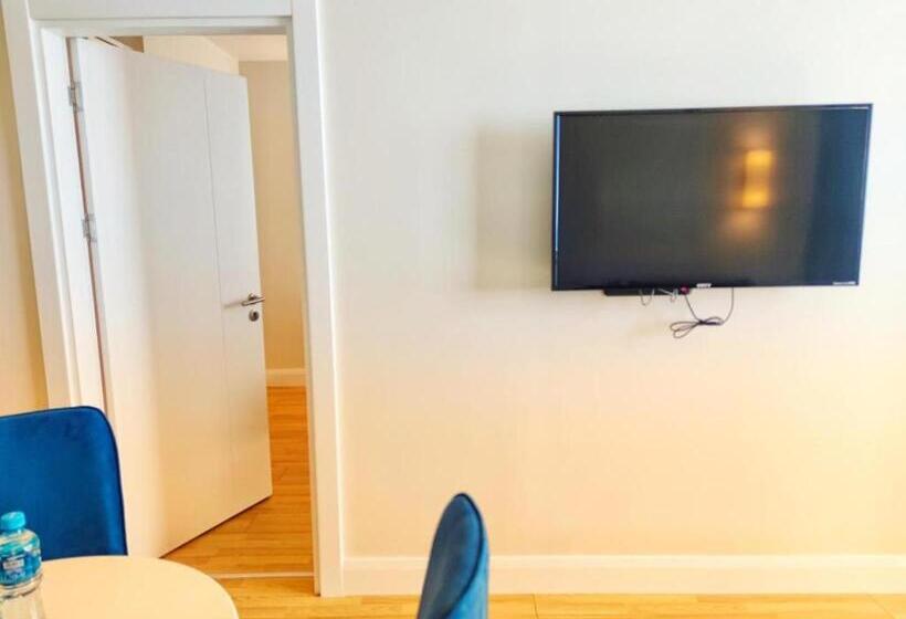 هتل Orbi City Apart