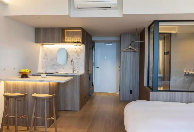 Hotelli Seven X Seven 糸島