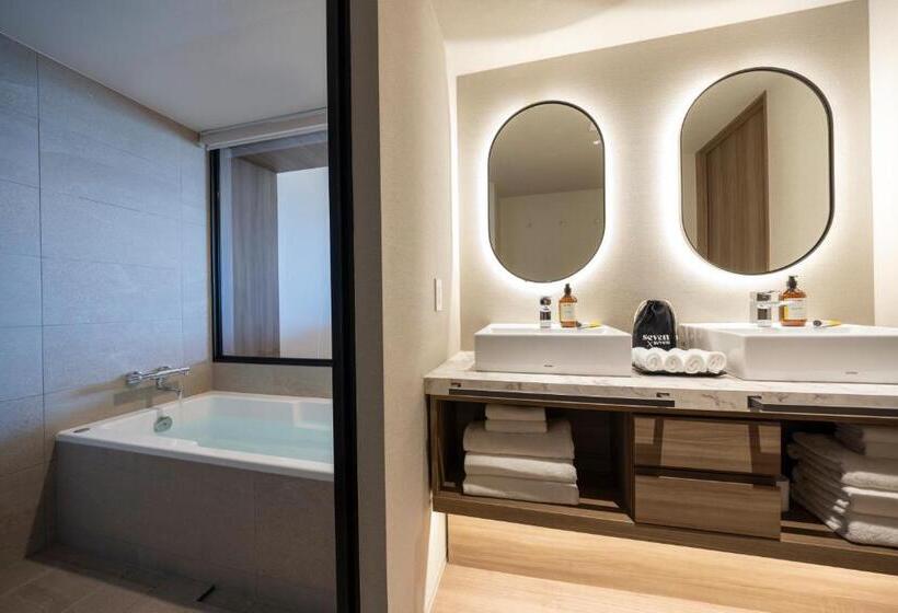 Hotel Seven X Seven 糸島