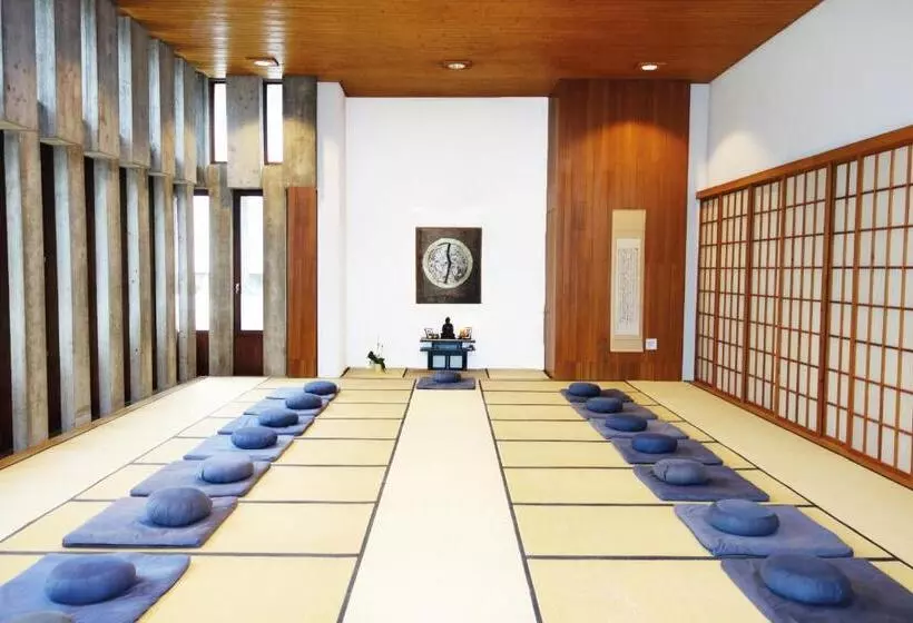 ホテル Simplicity By Bad Schönbrunn